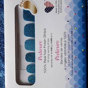 Color street nail polish strips